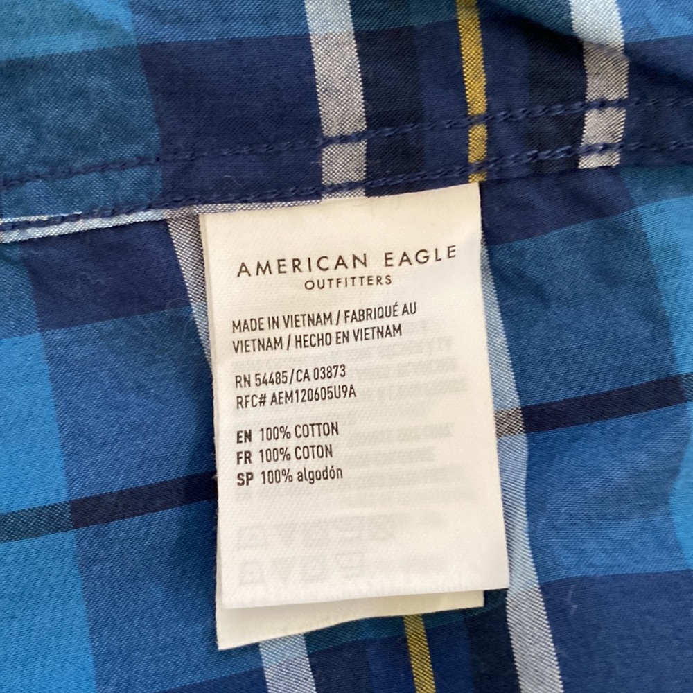 American Eagle plaid button down shirt - Picture 4 of 4